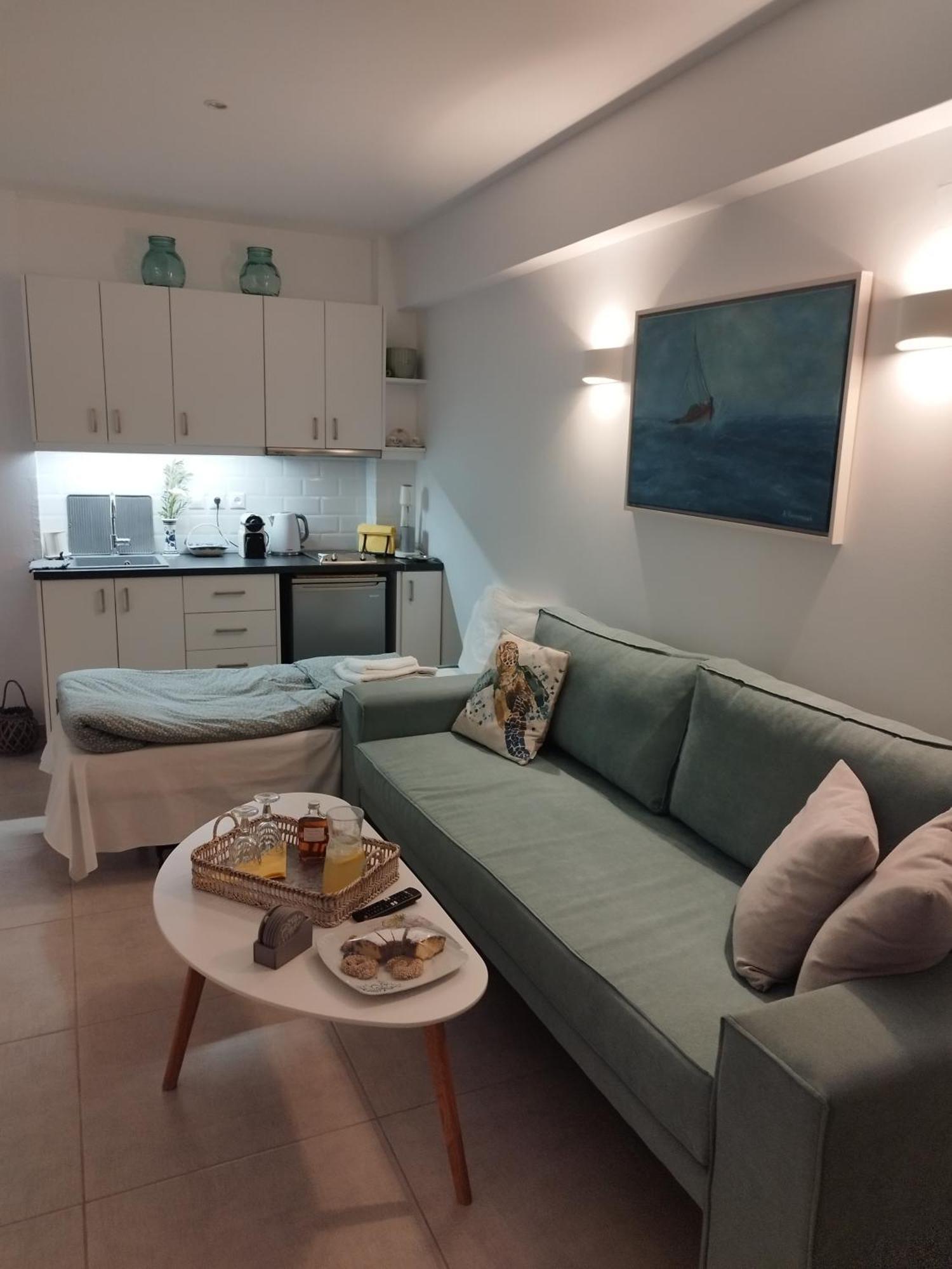 Korina'S Suites Ándros Eksteriør bilde